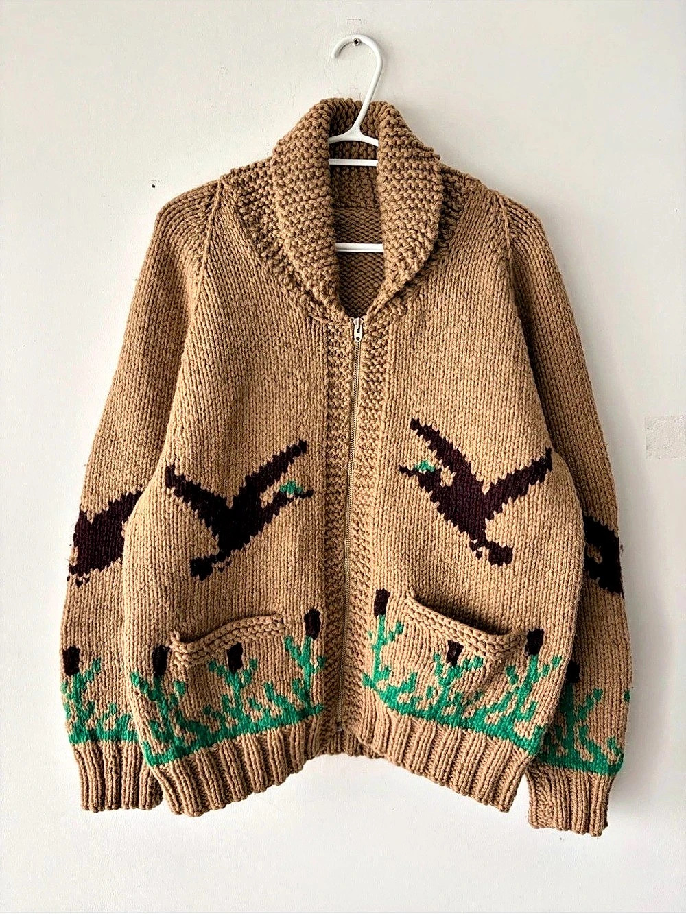 Vintage Cowichan Handmade Wool Knit Men's Zip-Up Sweater Jacket Size L